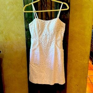 Lilly Pulitzer Size 4 White eyelet resort dress in excellent used condition, NS